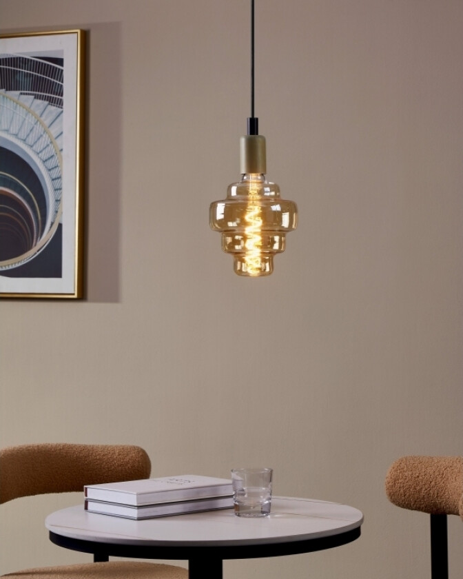 Eglo E27 Led Or150 Amberfarvet Dekorationspære Med Spiral Og Varmt Hvidt Lys