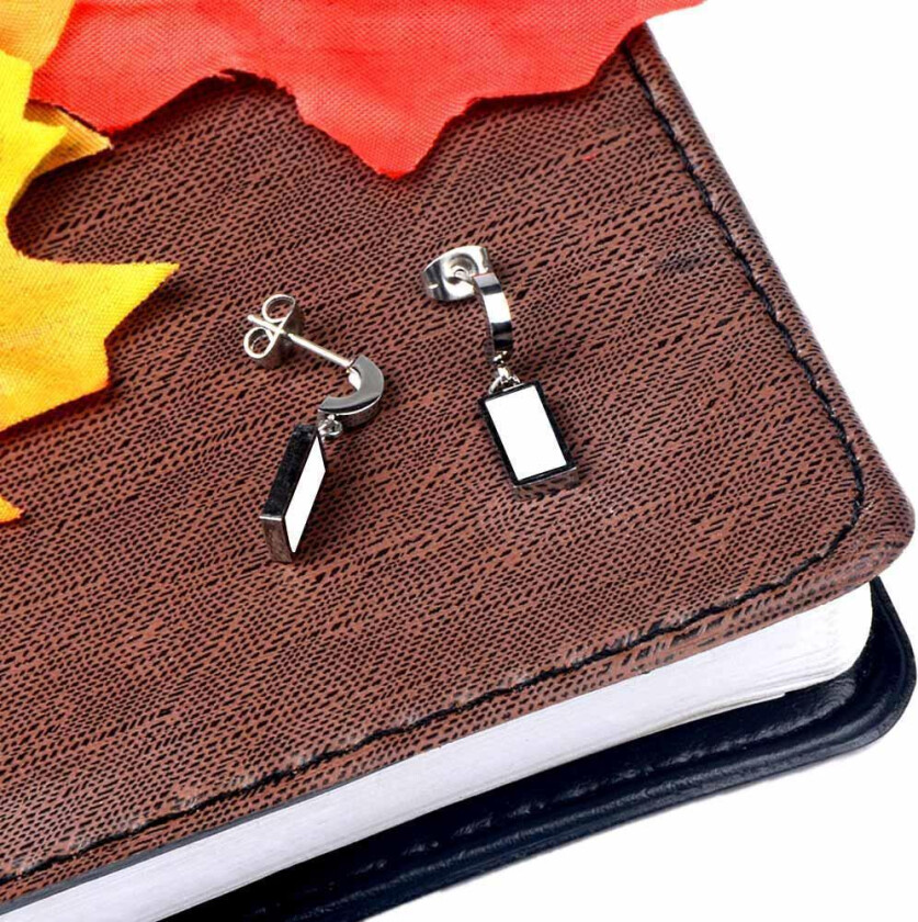 Emalje øredobber - Silver and white