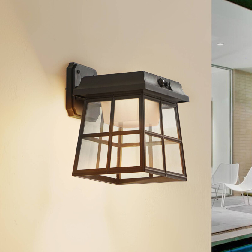 LED-vegglampe Latarka, høyde 24 cm, sensor