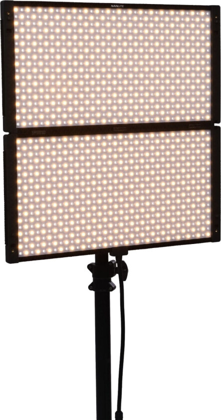 Bilde av PavoSlim 240B tofarget LED-panel - 260W - 2700-6500K