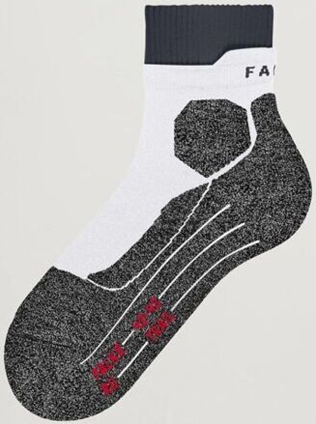 RU Trail Running Socks White