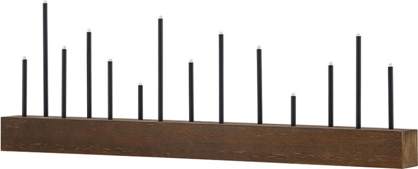 Bilde av Kungsberget adventsstake elektrisk 14 lys valnøttdekor.