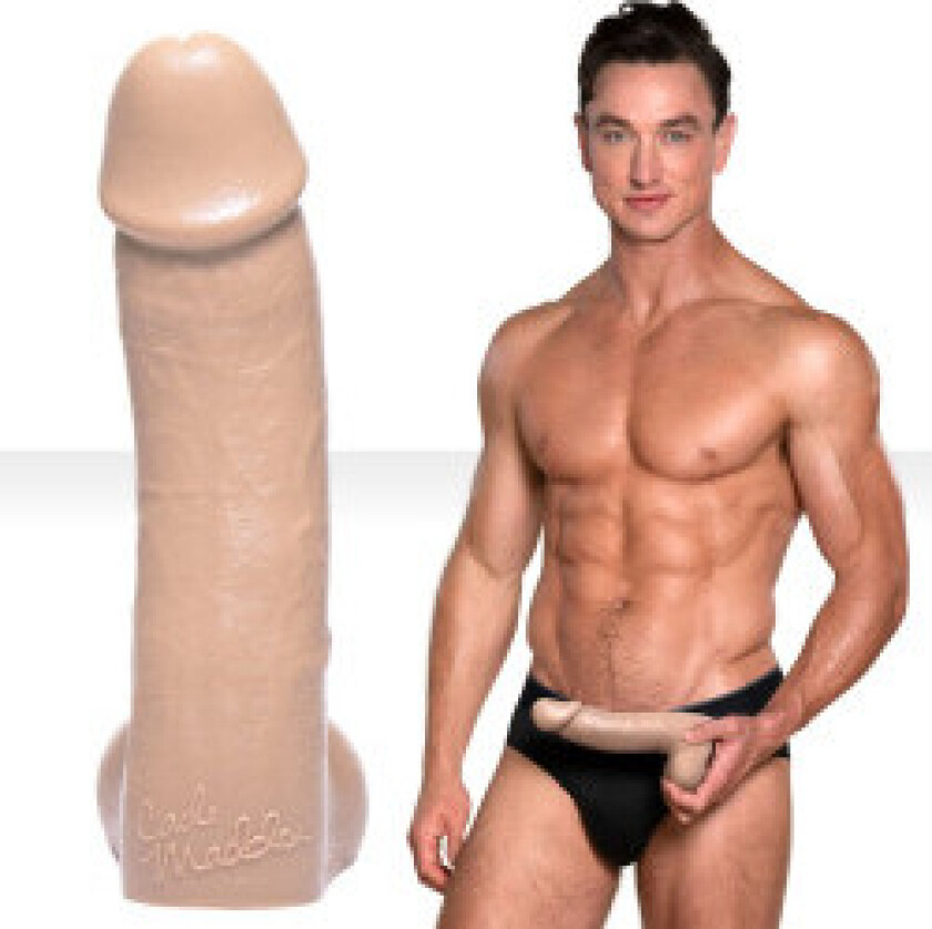 - Cade Maddox Dildo 23 Cm
