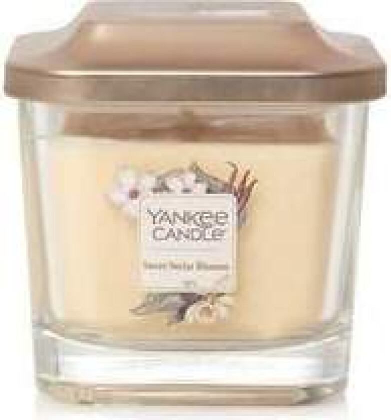 - Elevation Sweet Nectar Blossom Candle - Scented candle 96.0g