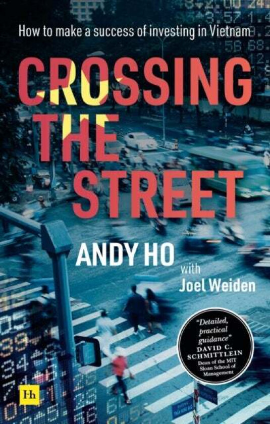 Crossing the Street av Andy Ho