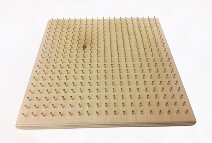 Bilde av Perlebrett I Tre - Firkantet
