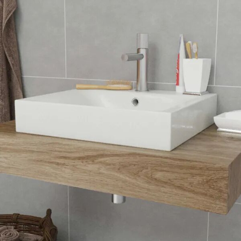 Cento 60 Porselensservant - Vegg- Og Platemontering