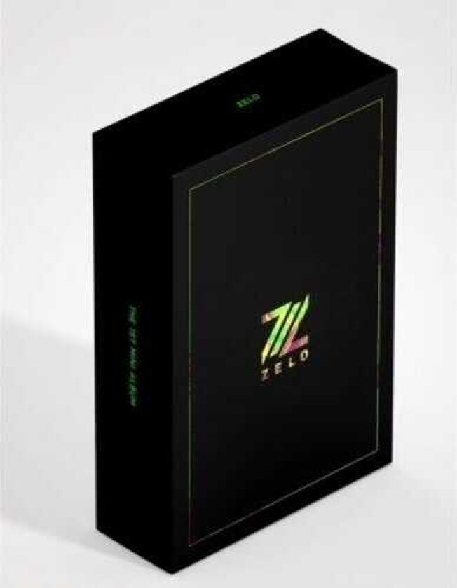 Zeloof  Distance (Special Edition) (Incl. 84pg Booklet, 3 Stickers, 4postcards, 4 Photocards, 3 Folded Poste  CD