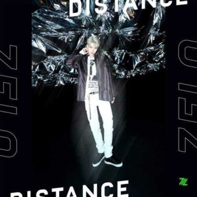Zeloof Distance (Incl. 64pg Booklet, 3 X Stickers, Postcard, Photocard +Folded Poster) CD