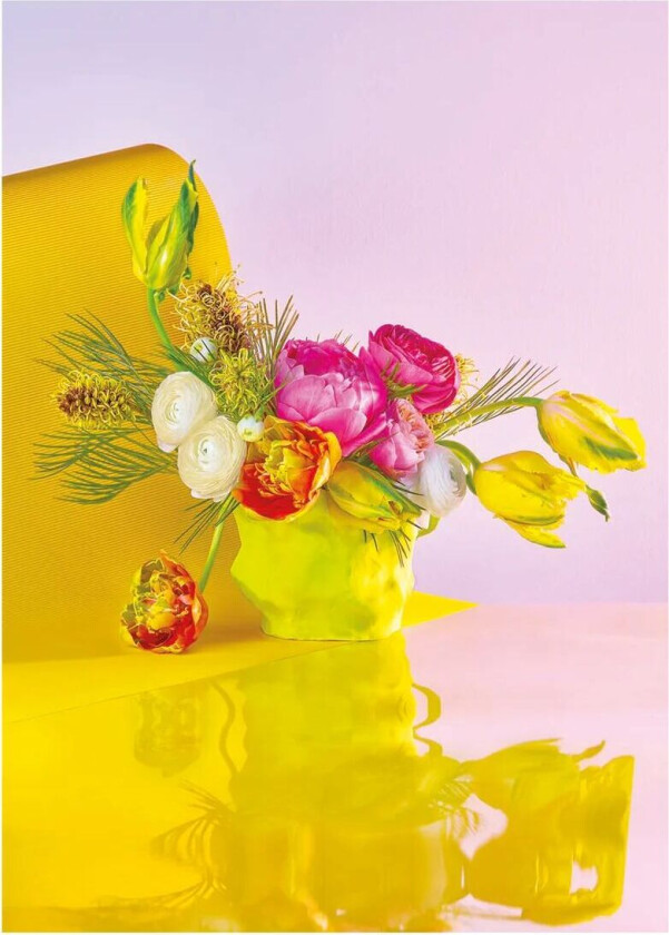 Bloom 03 yellow poster 50x70 cm