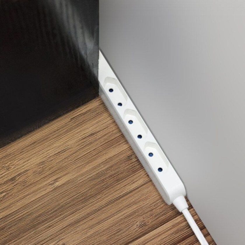 Grenuttak med eurokontakter 4-veis