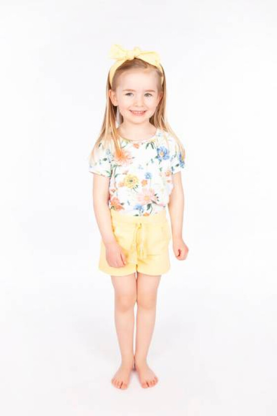 Gul Klara Shorts
