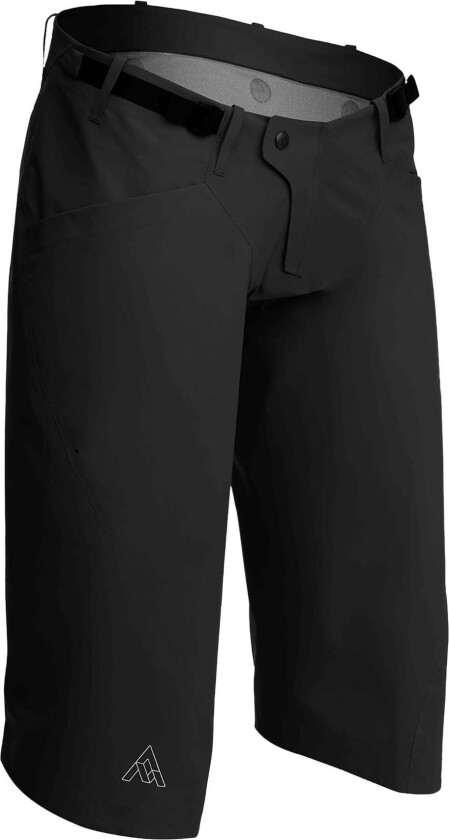Revo Short W's black
