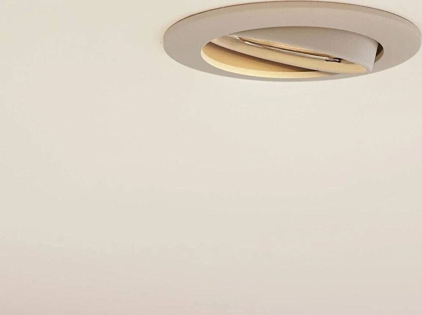 Prios innfelt taklampe Fibur, beige, aluminium, Ø 8,2 cm