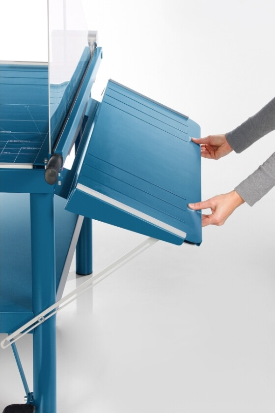 Bilde av Værkstedsguillotine Dahle 581 Med Papirblad, 815 Mm, 2,0 Mm