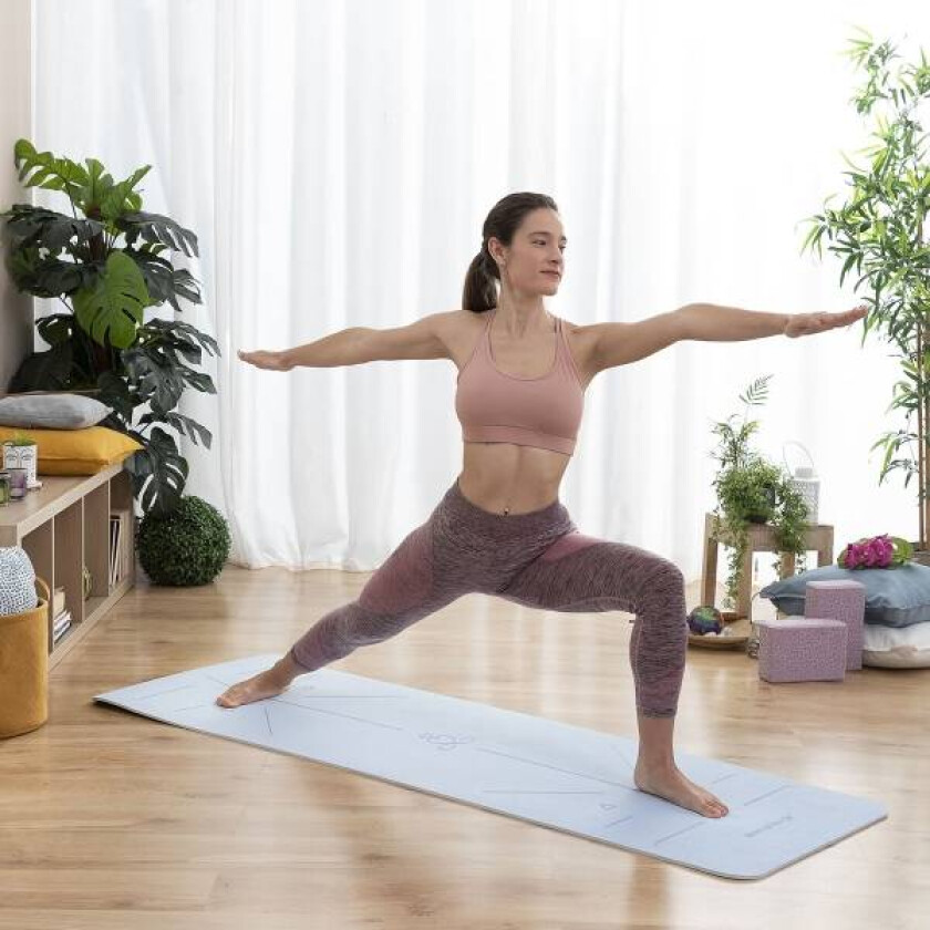Yogamatte med posisjonslinjer og trening guide