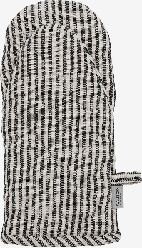 Grillvott Kitty, Svart