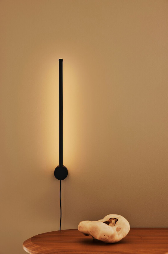 Yara LED vegglampe 50 cm, Svart