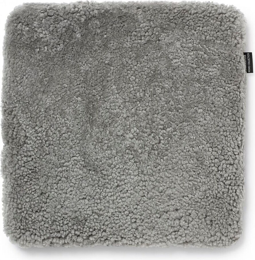 Bilde av Sitteunderlag saueskinn firkantet Curly, Grå