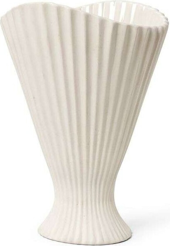 Fountain vase off white