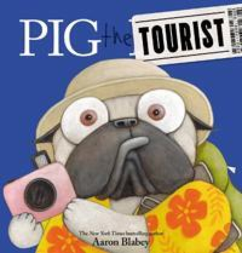 PIG THE PUG07 TOURIST