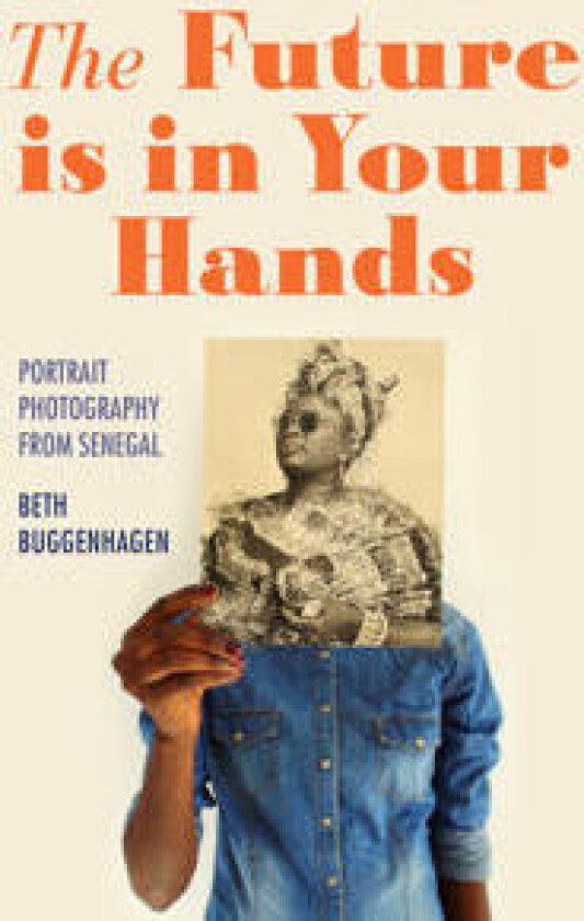 The Future Is in Your Hands – Portrait Photography from Senegal