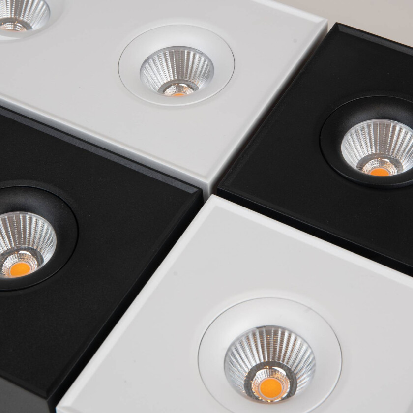 SLC DL04 Surface X2 påbyggingslampe 2 700 K hvit