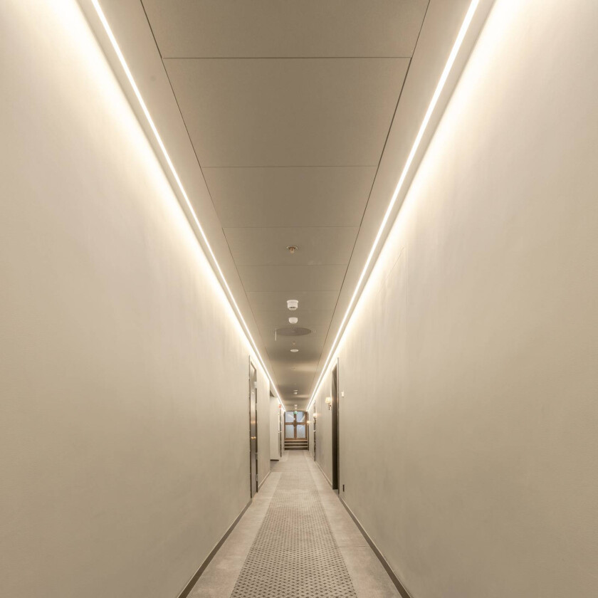 SLC LED-Strip Ultra Long iCC IP67 30m 240W 4 000K