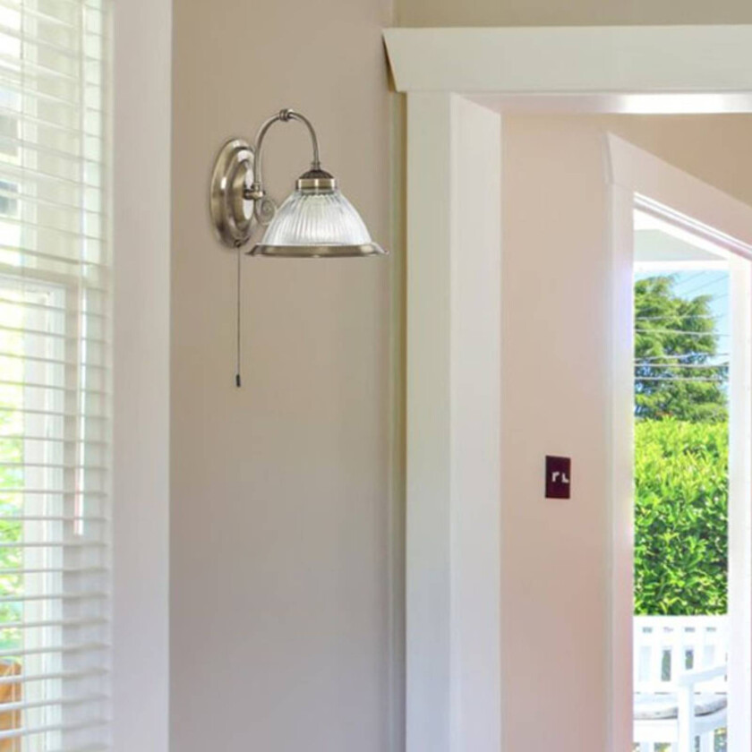 Vegglampe American Diner, antikk messing