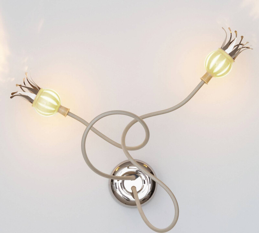 Designervegglampe Poppy med effektfulle blomster