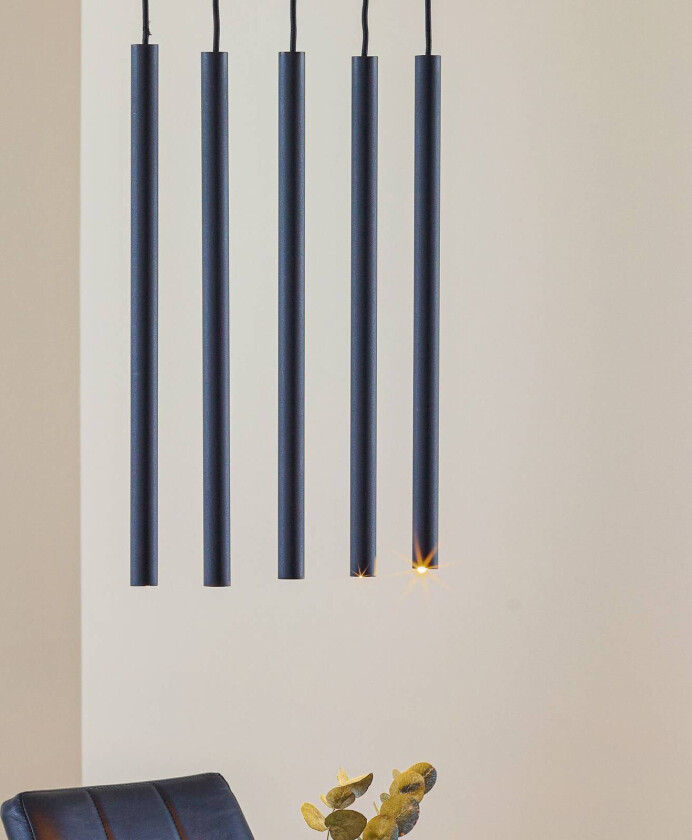 Tynn pendellampe, svart, fem lys, lineær