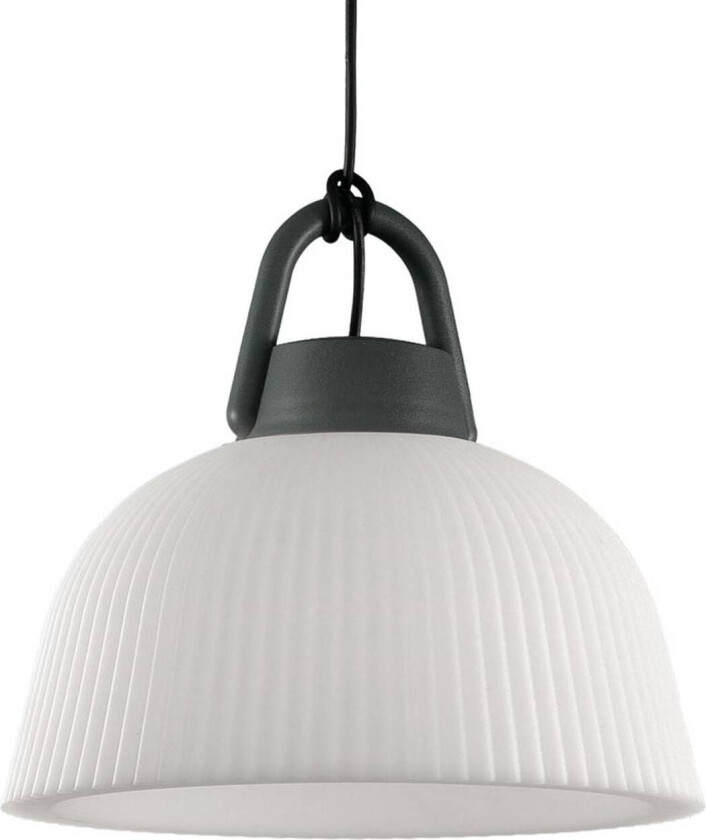 Kinké utendørs pendellampe med IP44