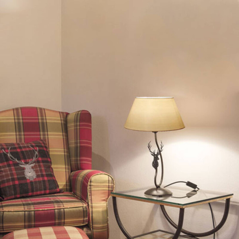 TH3361 Bordlampe med hjortmotiv