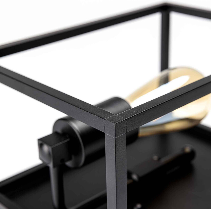 Cubic³ 3385 vegglampe svart, bredde 15 cm