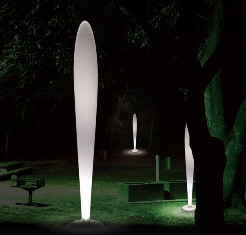 Hvit PEGGY designgulvlampe til utendørsbruk, E27