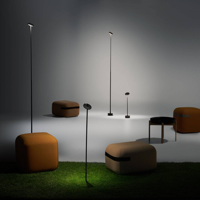 Usynlig LED-pullertbelysning med jordspyd