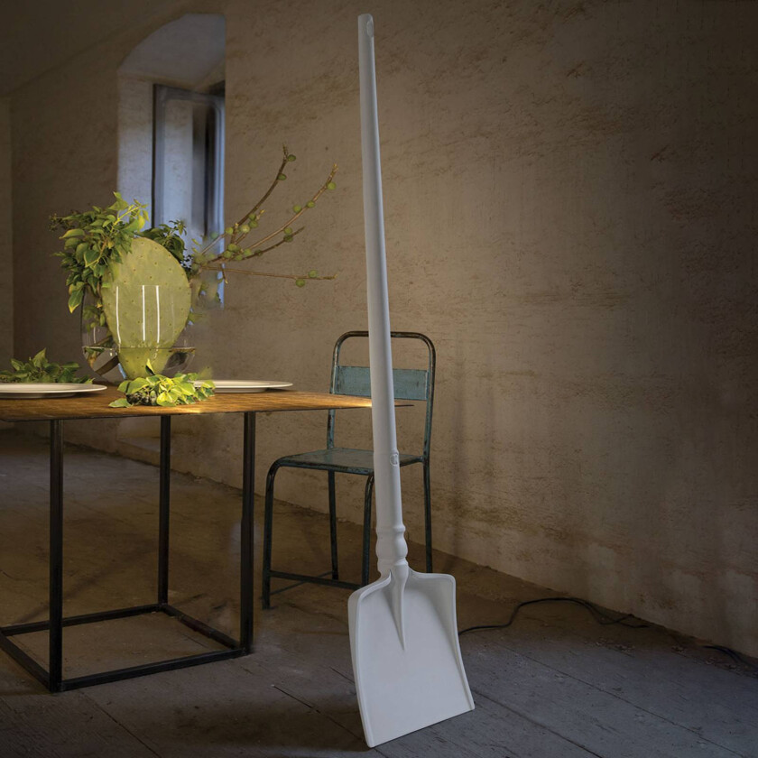 Tobia - LED-designer-gulvlampe, spade