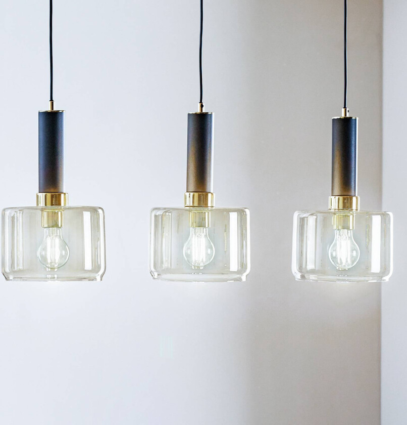 Hengelampe Viva, røyk/svart/messing, 3 lyskilder