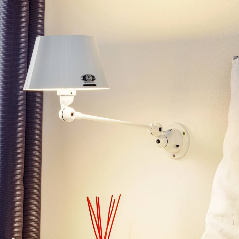 Aicler AID301 vegglampe med ledd, hvit