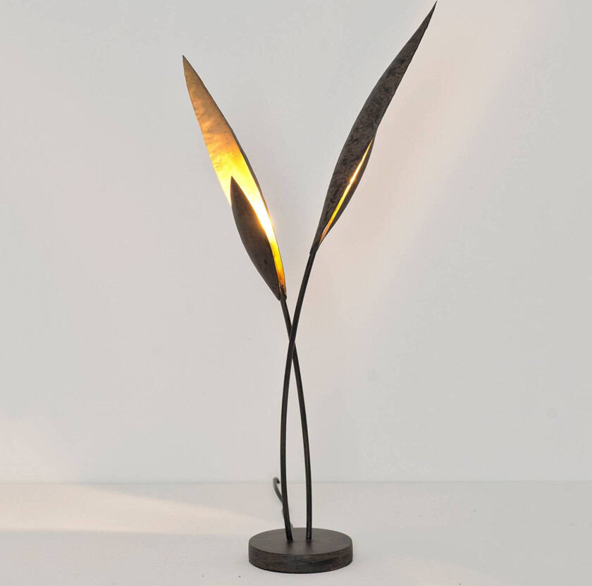 Strelicie - en grasiøs LED-bordlampe