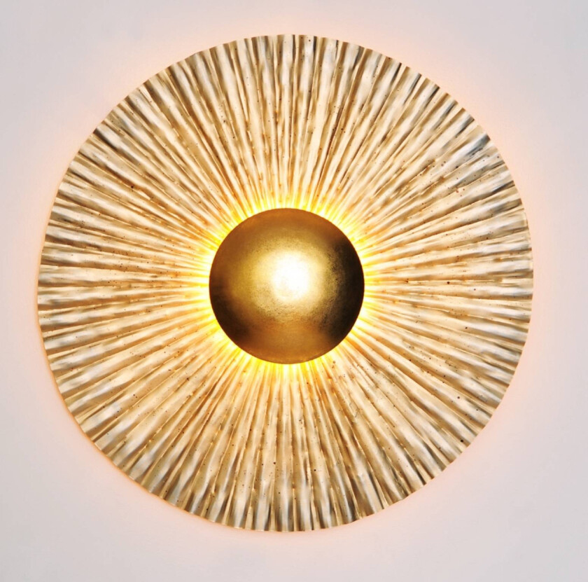 Skinnende Bronzo vegglampe