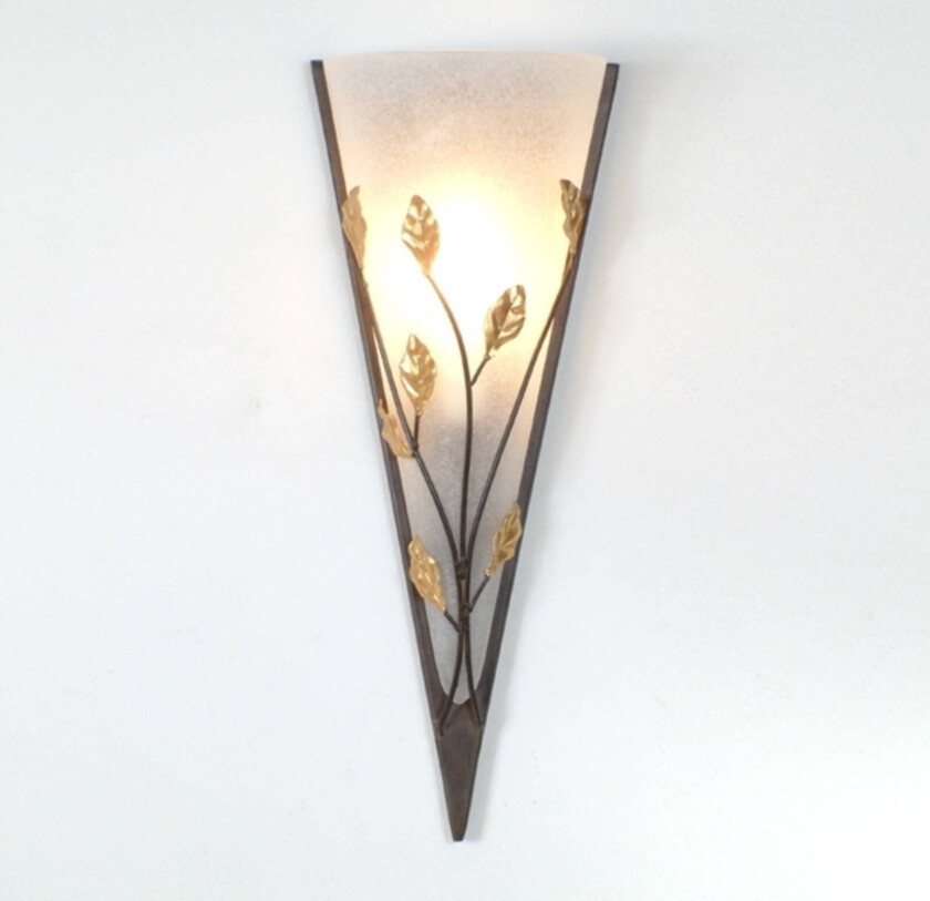 Forseggjort vegglampe FOGLIA