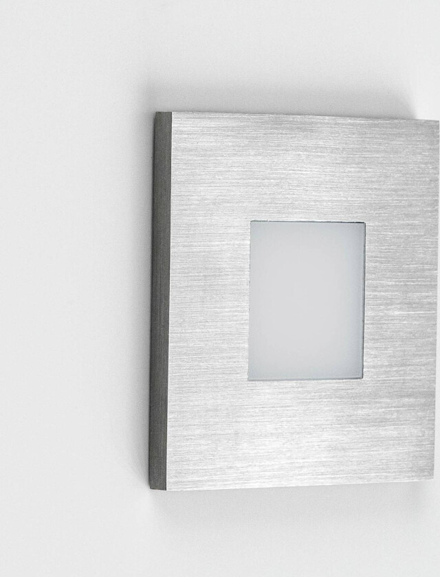 LQ230 LED innfelt vegglampe direkte stål