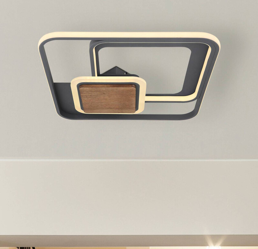 LED-taklampe Nirra med treplate, 3 lysk. kantet