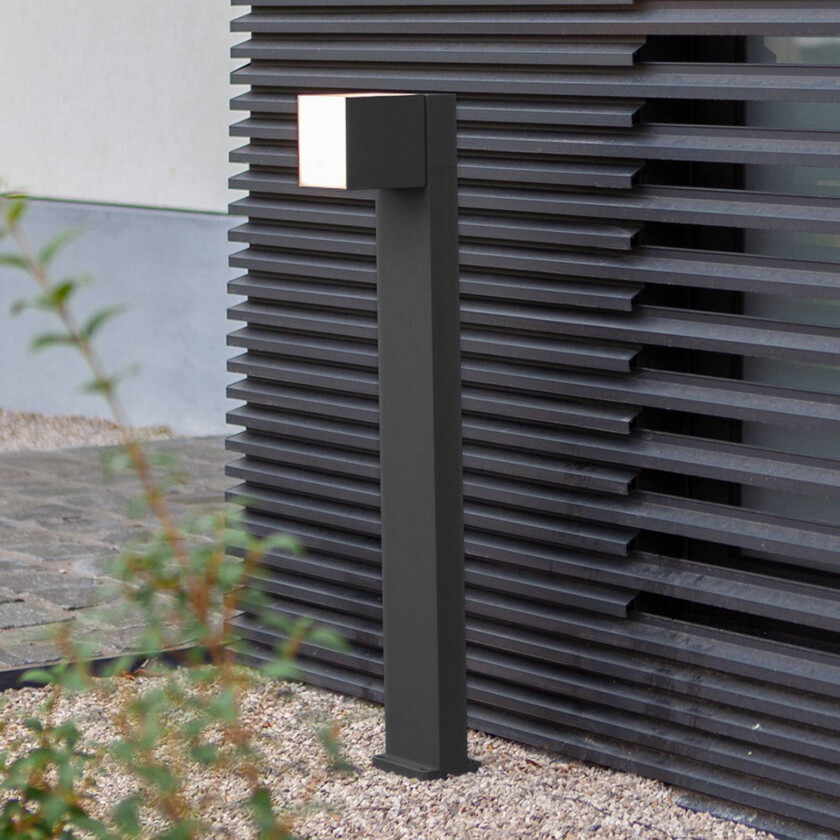 LED-gatelampe Cuba, 1 lyskilde, svart, 3 000 K