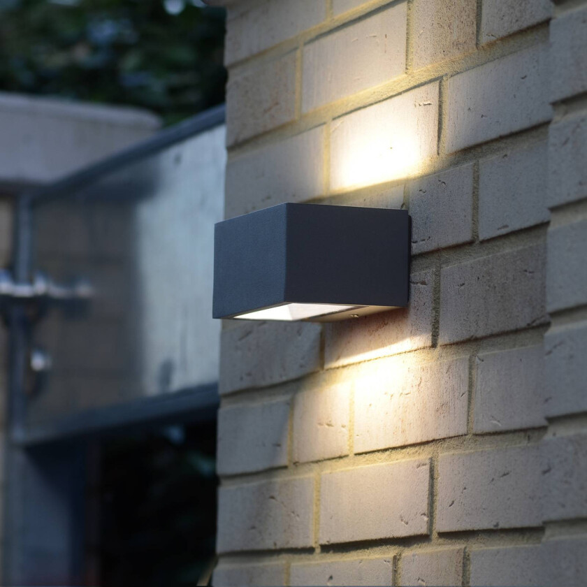 Utevegglampe Gemini kantet antrasitt 16 cm 3 000 K