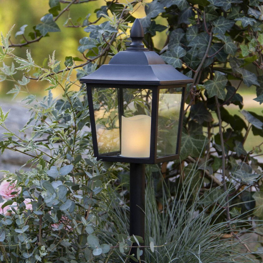 Bilde av LED-gravlykt Flame Lantern, høyde 52 cm