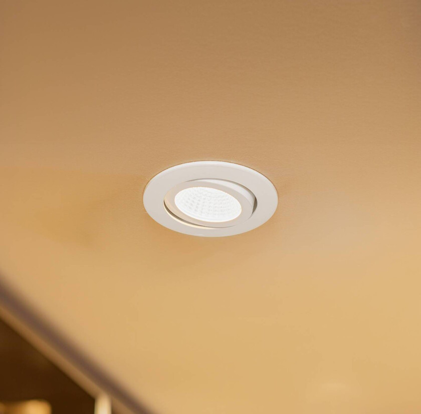 BB03 innfelt RC driver kantet hvit glans