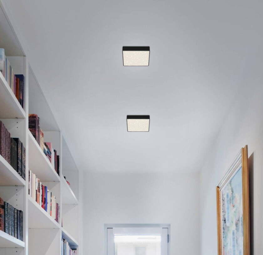 LED-taklampe Flame Star, 15,7 x 15,7 cm, svart