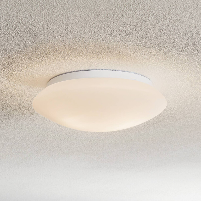 Gjøvik taklampe med opalhvitt glass, Ø 30 cm